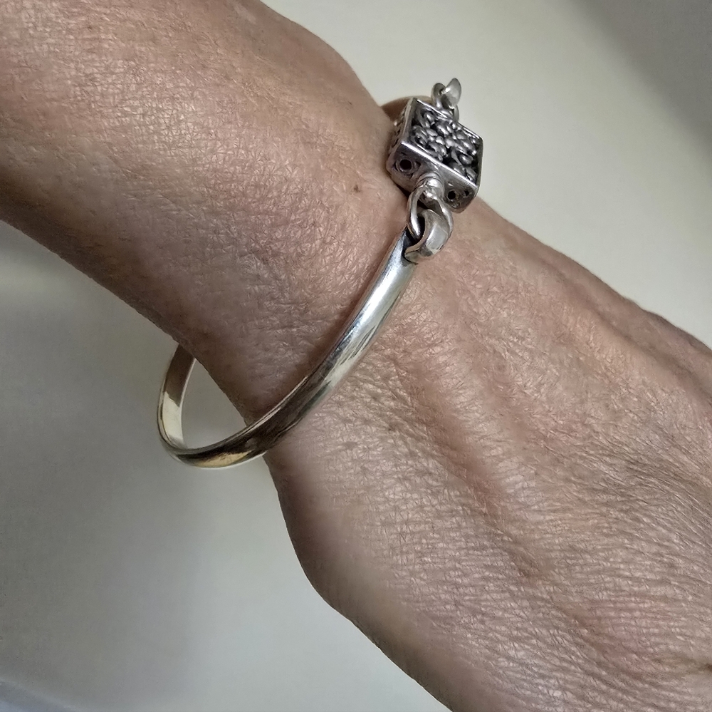 Onyx Gemstone & 925 Sterling Silver Filigree Reversible Bracelet - Picture 8 of 9